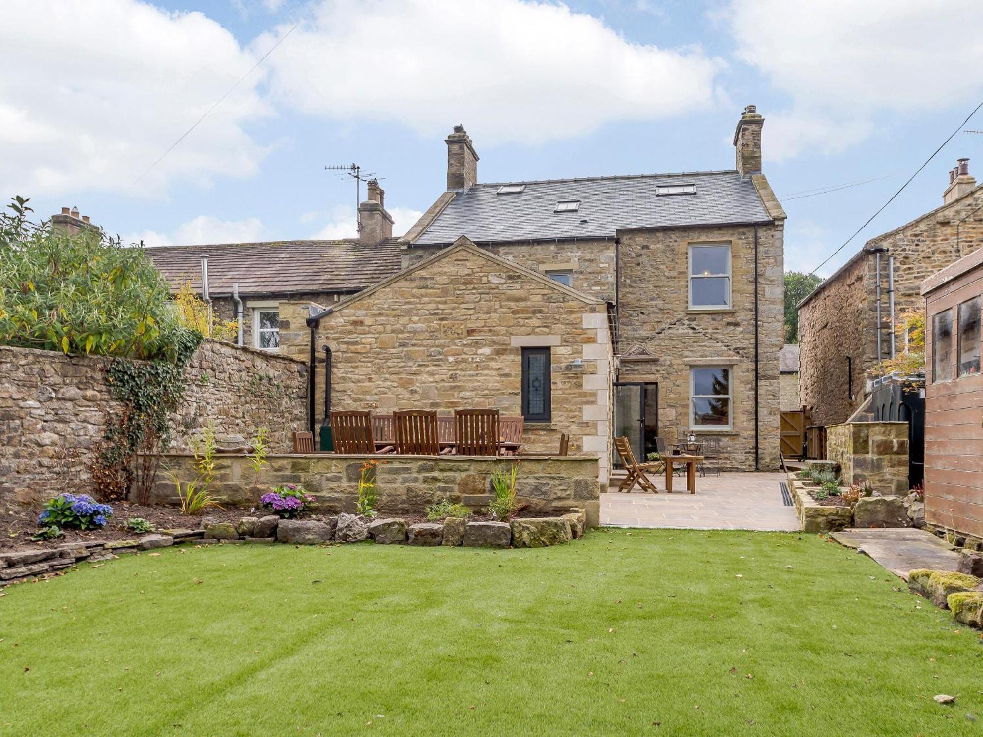 Temple House Villa West Burton Exterior photo