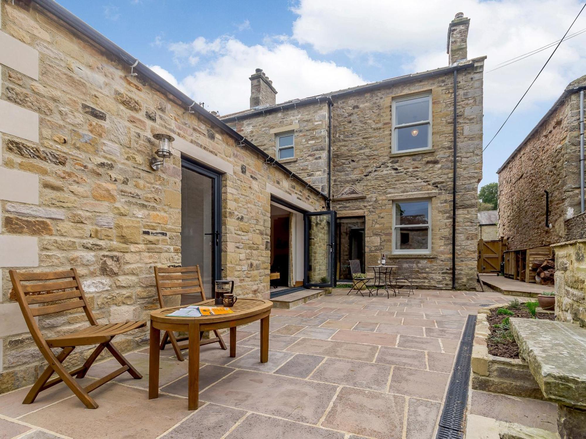 Temple House Villa West Burton Exterior photo