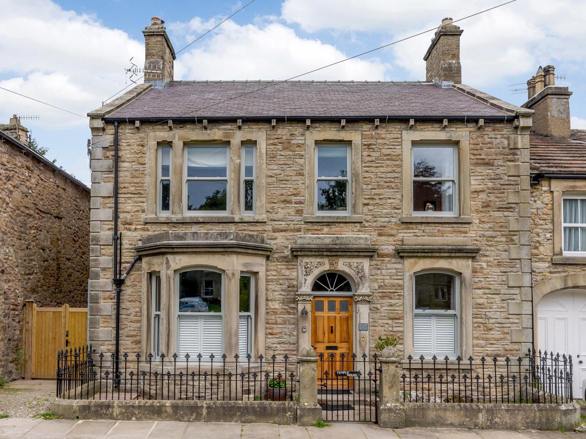 Temple House Villa West Burton Exterior photo